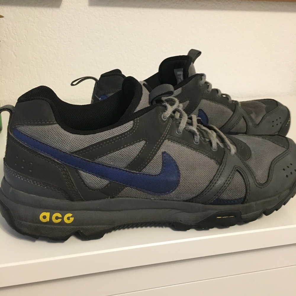 Nike ACG Sneakers - 11.5